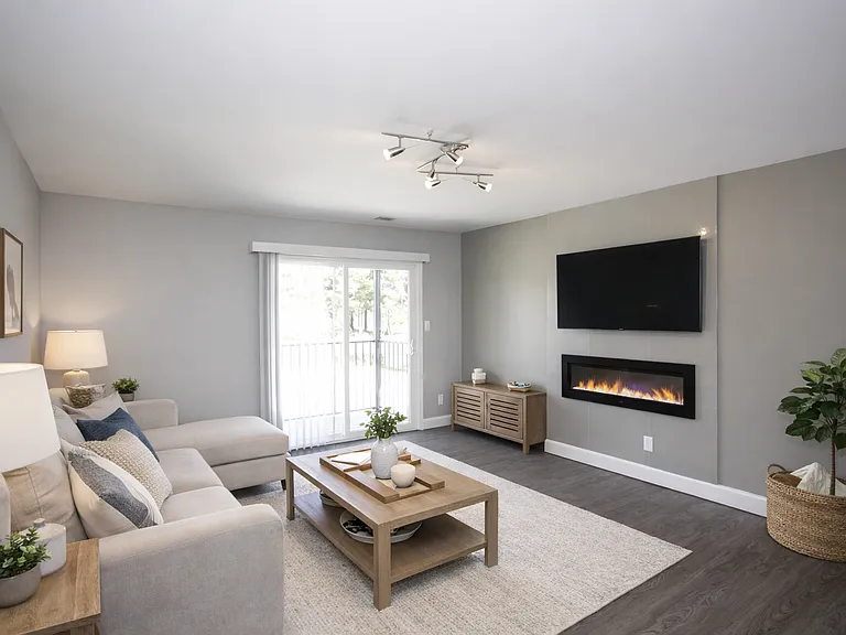 F 2br living w38